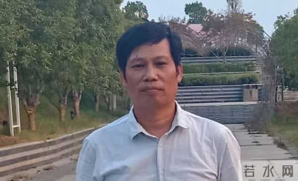 擦鞋女:擦鞋女(小小说)