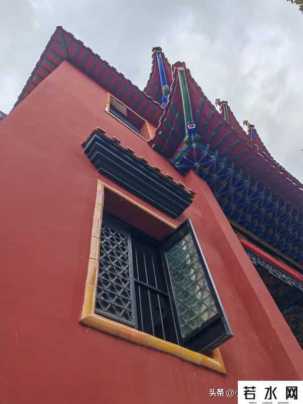 周一收评：市场诱空后反攻，关键点位不破，周二还得涨