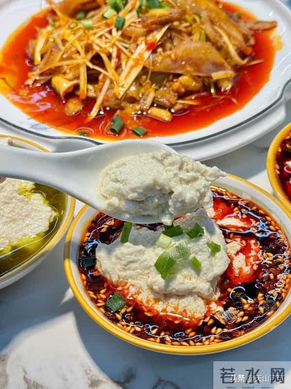 重庆私房菜：重庆名小吃十大排行榜，谁是吃货心中的NO.1？