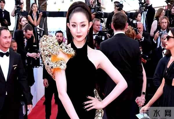 三宝千惠迎宾照