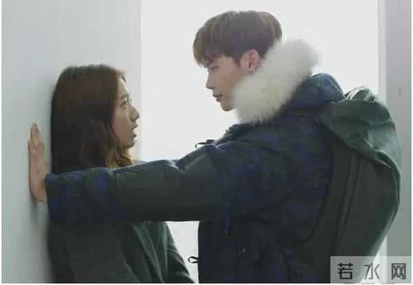 年终奖发重庆小面