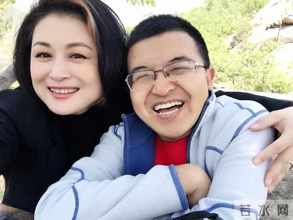 为我复读一年的男友