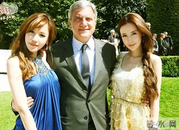 呛口的小辣椒结婚照