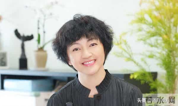女演员罗海琼回应发型显老