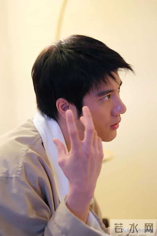 西春美智子:可笑!王力宏回应露马脚:4种方式称呼李靓蕾,说爱孩子却打错字