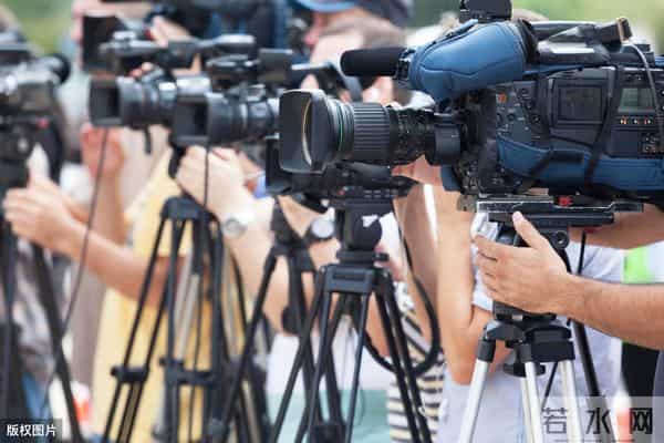 qq狗仔队:揭秘杨幂、李现偷拍事件背后的罪魁祸首——大陆狗仔队的运作机制