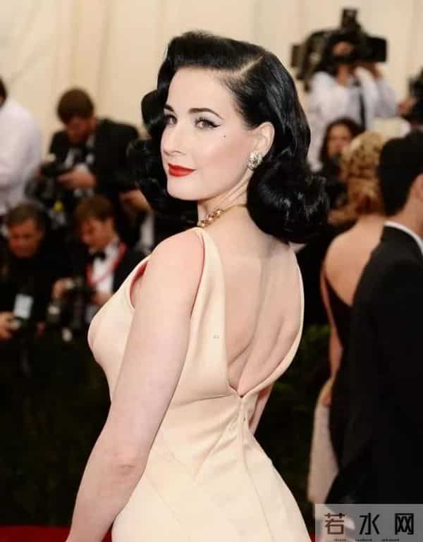 世界第一脱衣舞娘