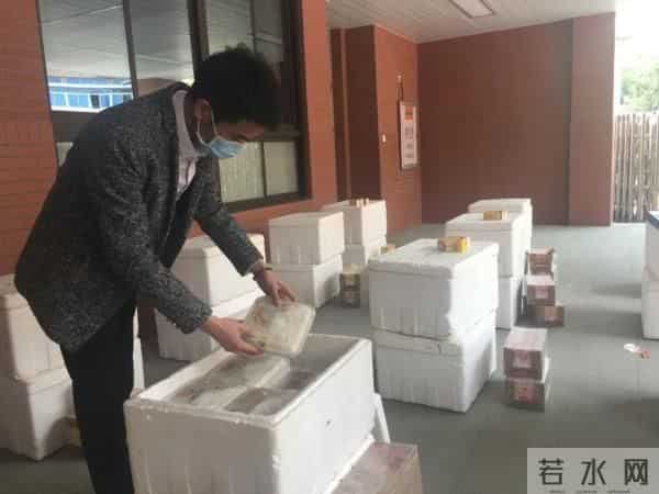 黑丝丝教师：心疼！复学后高三班主任的十二时辰，一起来感受下……