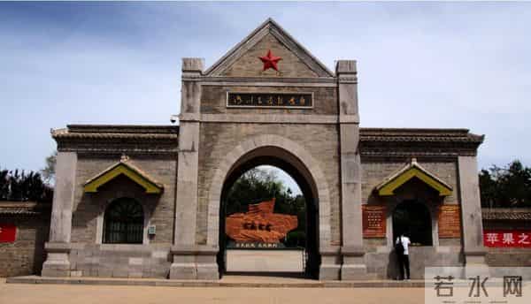 毛居:1948年毛主席在五台山抽中了上上签,却对老僧摇头:感谢您的好意