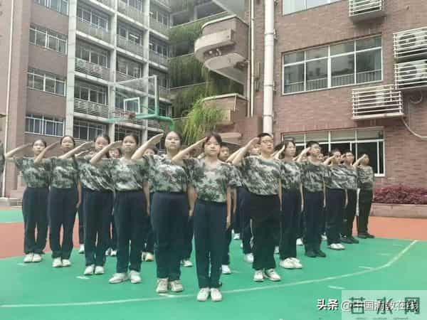 重庆29中:重庆二十九中新生入学教育系列活动圆满落幕