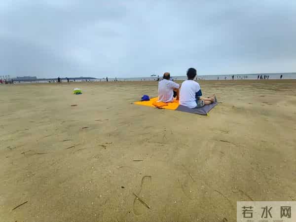 5万买海景房乳山银滩跌成海边鹤岗