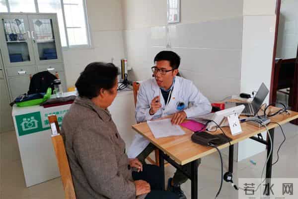 扎根基层，这位医学硕士立志服务好百姓