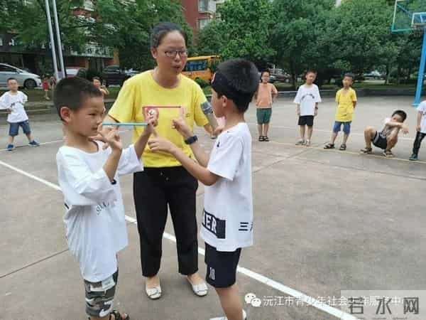 心理健康活动「爱在童年，益在未来」“释放压力、放飞心情”心理健康主题活动