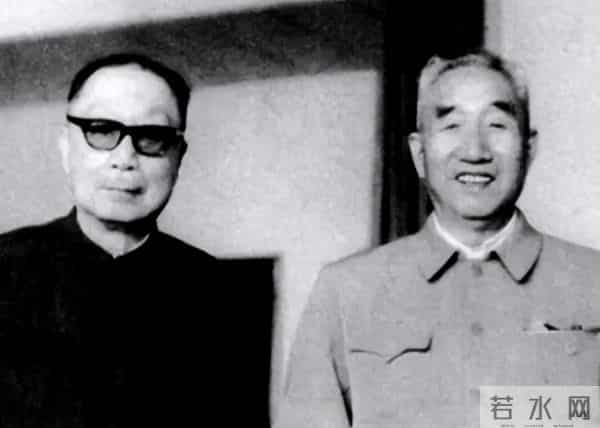 生涯楷模人物十大元帅中，徐向前和聂荣臻谁更应该排在前面？