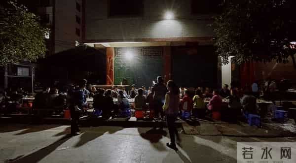 亲戚关系由浓转淡,背后究竟藏着怎样的时代密码?