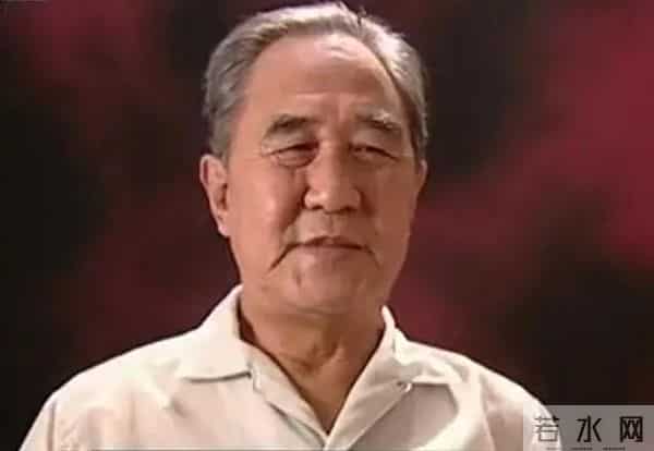 霓虹灯下新哨兵霓虹灯下的哨兵,再现南京路上八连的故事!一起重温——