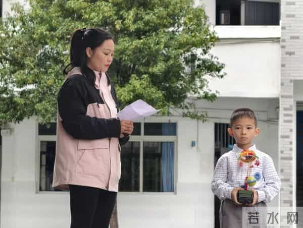 表现校园生活的作品