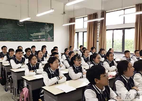 党史照亮初心 校歌唱响校园——李堡中学迎接建党百年“学党史”系列活动之校歌比赛举行