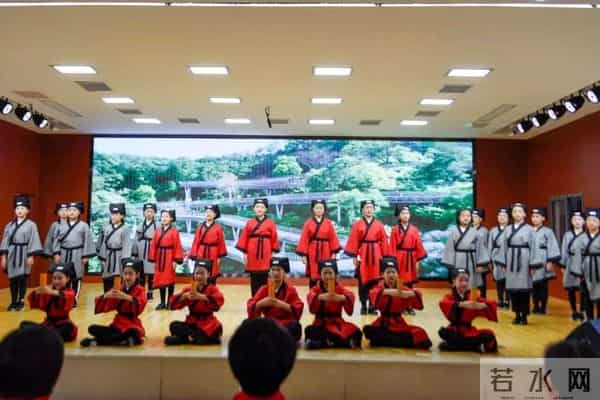 开学季·来啦!- 开学第一课,都讲了啥?