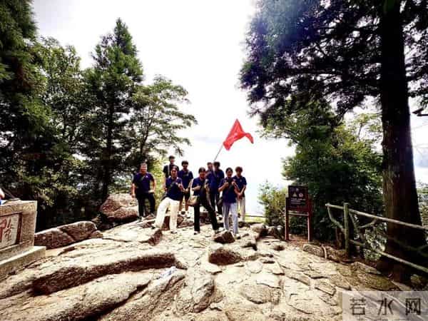 大学生暑期实践让信仰点亮人生！泰院师生参加全国大学生暑期社会实践专项行动