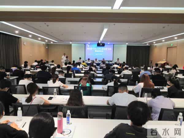 大学生在线联盟改革强团丨桐乡构建“1+11+217”大学生联盟体系,展现“请党放心,强国有我”的青年风采