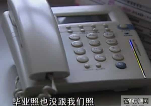 大学生寂寞成灾悲剧！湖北22岁大学生网游成瘾，沉溺网吧10年，归家5天后惨死