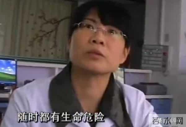 大学生寂寞成灾悲剧！湖北22岁大学生网游成瘾，沉溺网吧10年，归家5天后惨死