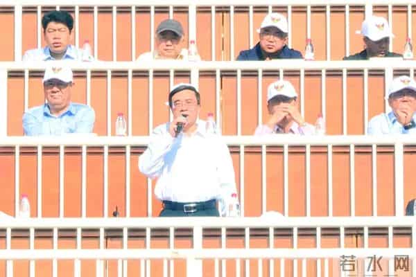 校运会通讯稿英姿飒爽展青春风采 顽强拼搏迎百年华诞——兰州交通大学第五十二届运动会隆重开幕