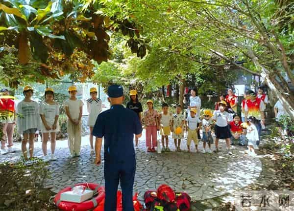 义乌乡村儿童夏令营：三重防护伞守护“村童当家，安全一夏”