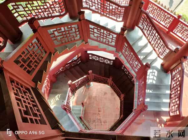 好手感+流畅+功能性，OPPO A96各方面兼并，中端机也有好技能