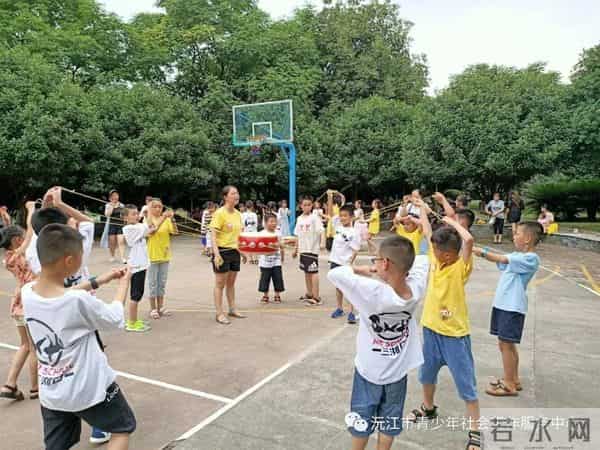 心理健康活动「爱在童年，益在未来」“释放压力、放飞心情”心理健康主题活动