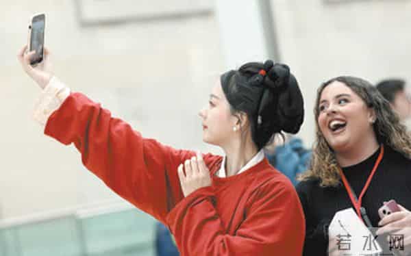 用青春去旅行当青春遇见国风，有多少种打开方式？