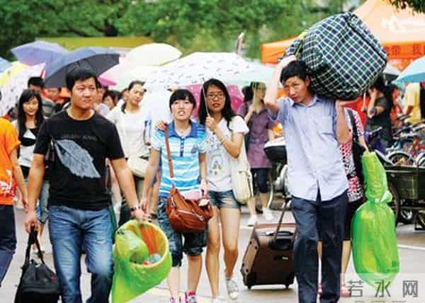 给大学生的忠告新生开学，给大学生的108个忠告，看完影响你四年