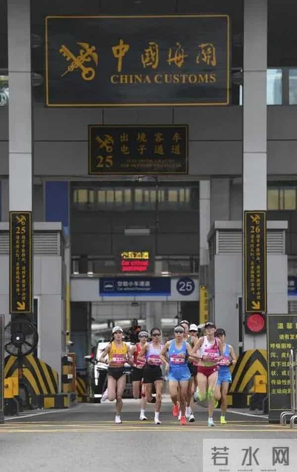 在你身边的青春中