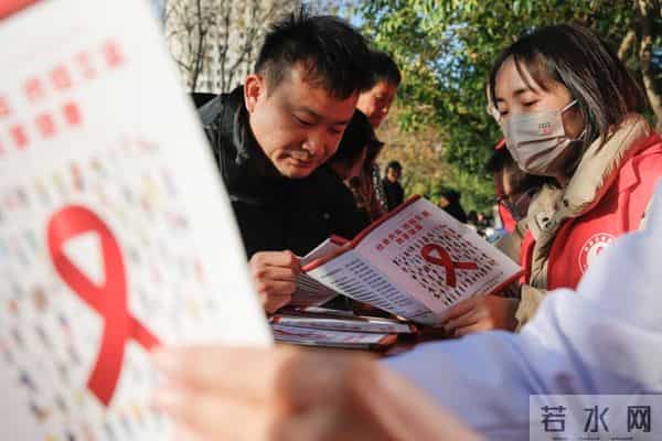 艾滋病防治条例开始实施的时间为