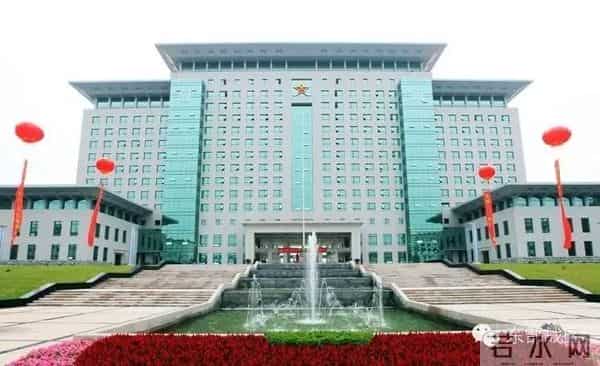 那些砥砺我们前行的校训