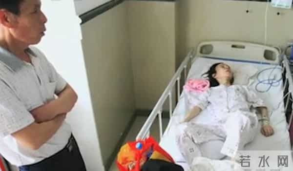 大学生寂寞成灾悲剧！湖北22岁大学生网游成瘾，沉溺网吧10年，归家5天后惨死