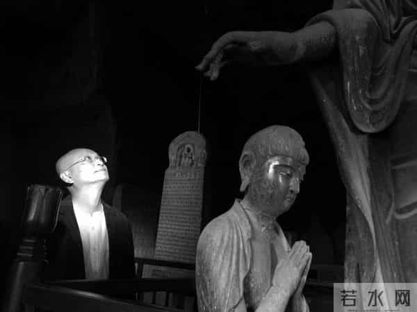 在寝室一个人想要了怎么办