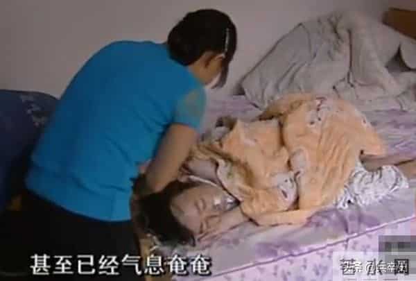 大学生寂寞成灾悲剧！湖北22岁大学生网游成瘾，沉溺网吧10年，归家5天后惨死