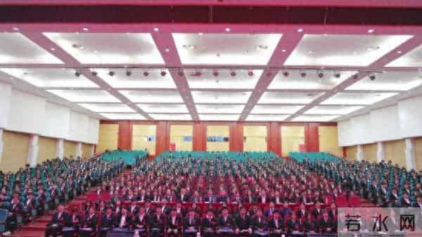 学生代表大会南昌工学院第十次学生代表大会顺利召开