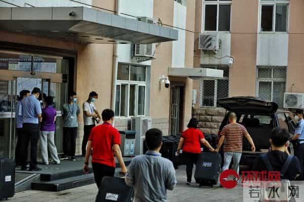 直击高考试卷转运