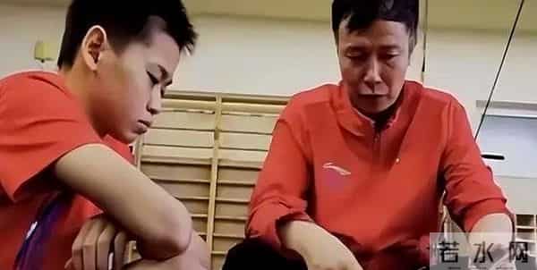 全红婵恩师何威仪揭秘:其实我跟全红婵有很多矛盾,原来是这样的