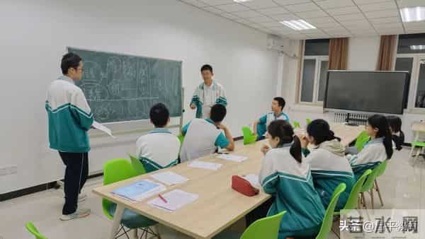 优秀大学生事迹材料