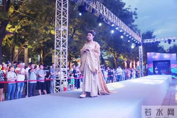 来了!中国华服日!