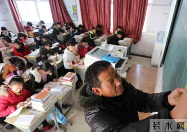 教育部要求尽快启动教师招聘