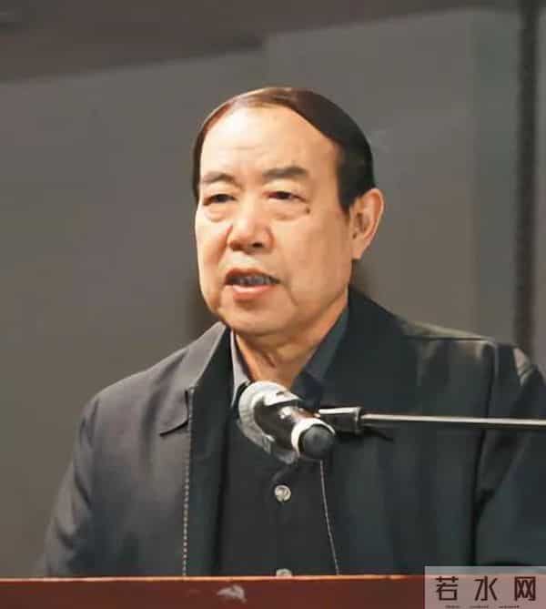 文二代贾浅浅被骂靠父亲上位，贾平凹为人到底怎样？