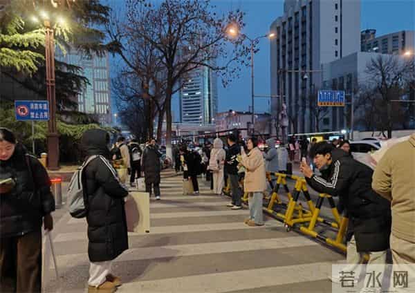 2025年考研初试结束，考生坦言，坚持下来就是最大的收获