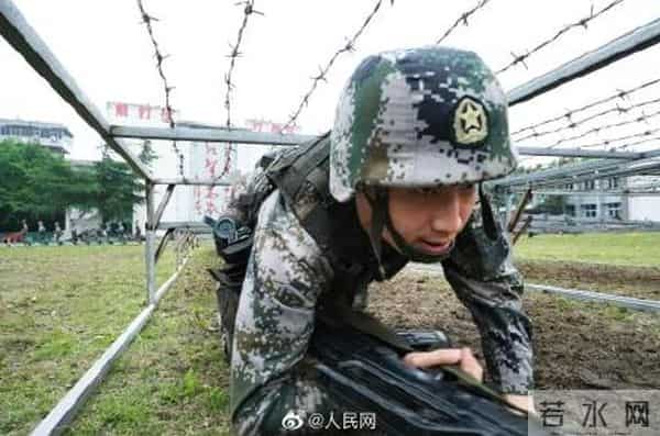 清华学子成为高原战士