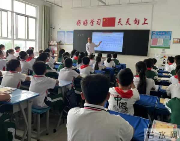 教育部要求尽快启动教师招聘