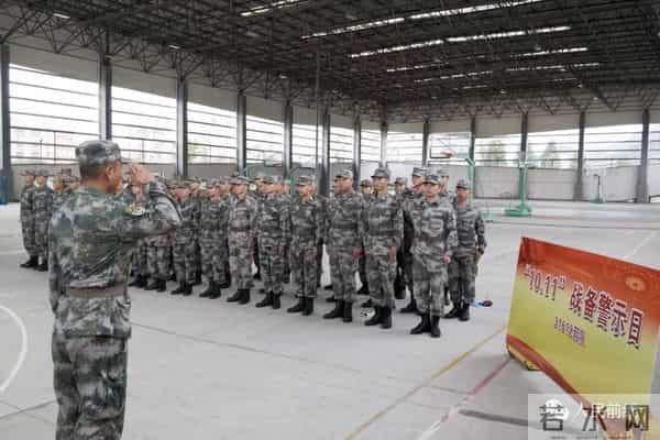 「揭秘」大学生军训啥样子？看看教官拍回的照片就全明白了